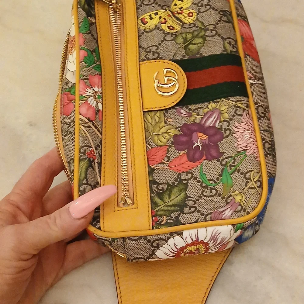 Gucci GG Supreme Floral Crossbody Bag - Yellow and Multicolor - Picture 8 of 8